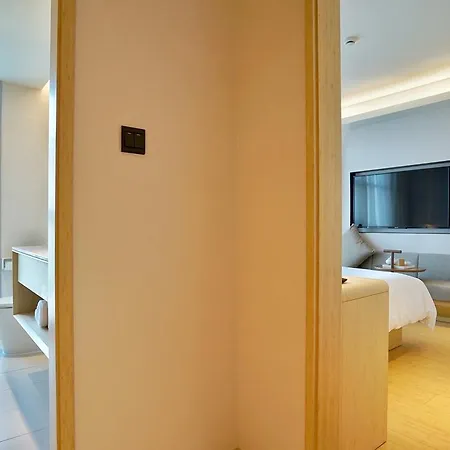Ji Xixi Yingxiang 4*